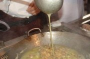 勾兑高汤爆料视频大全,视频大全带你探秘餐饮行业黑幕